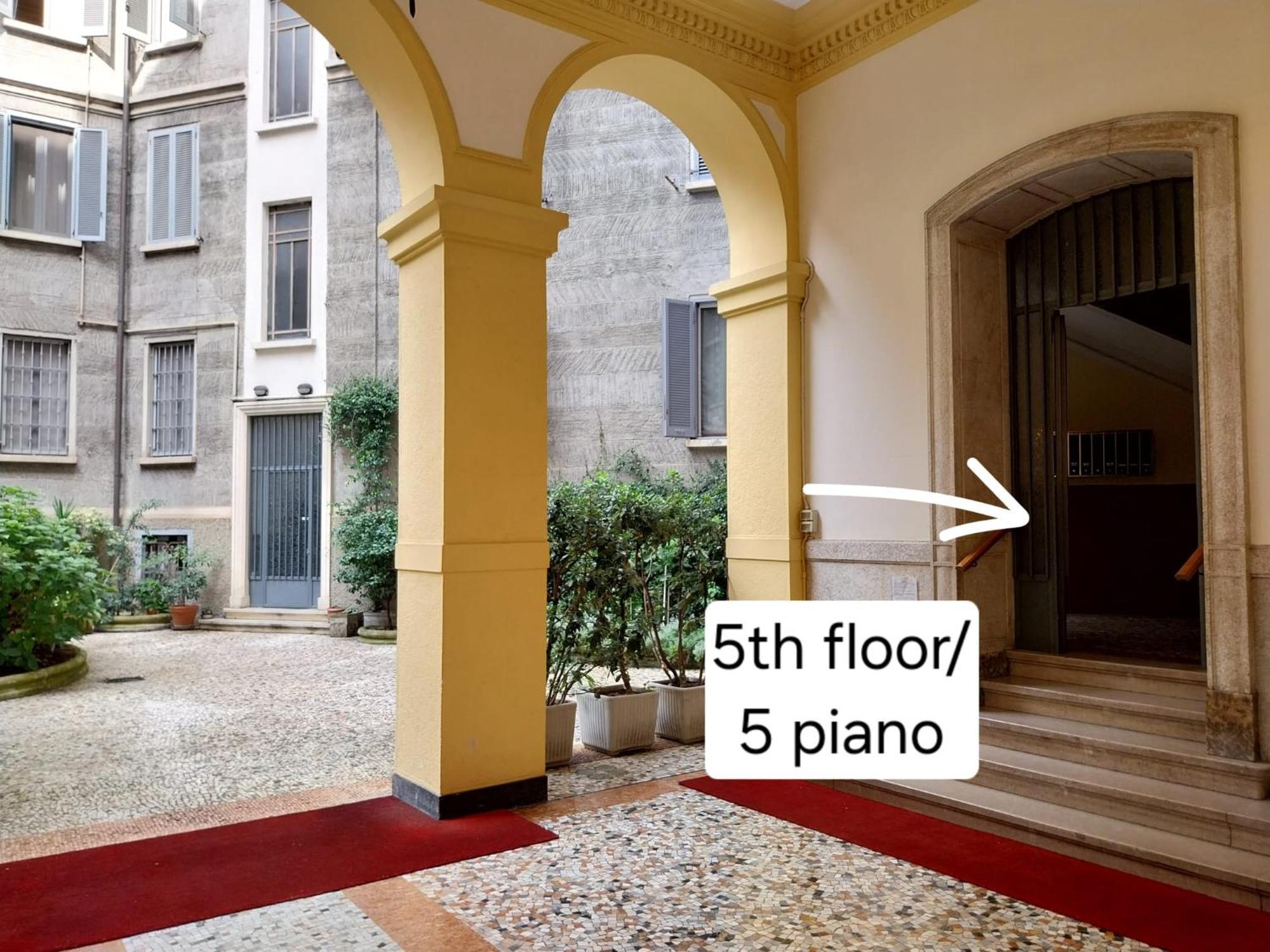 Nuovi Bilocali Station - 2 Con Parcheggio In Box E 1 Con Balcone -no Box- N&s Town Homes Apartment Mailand
