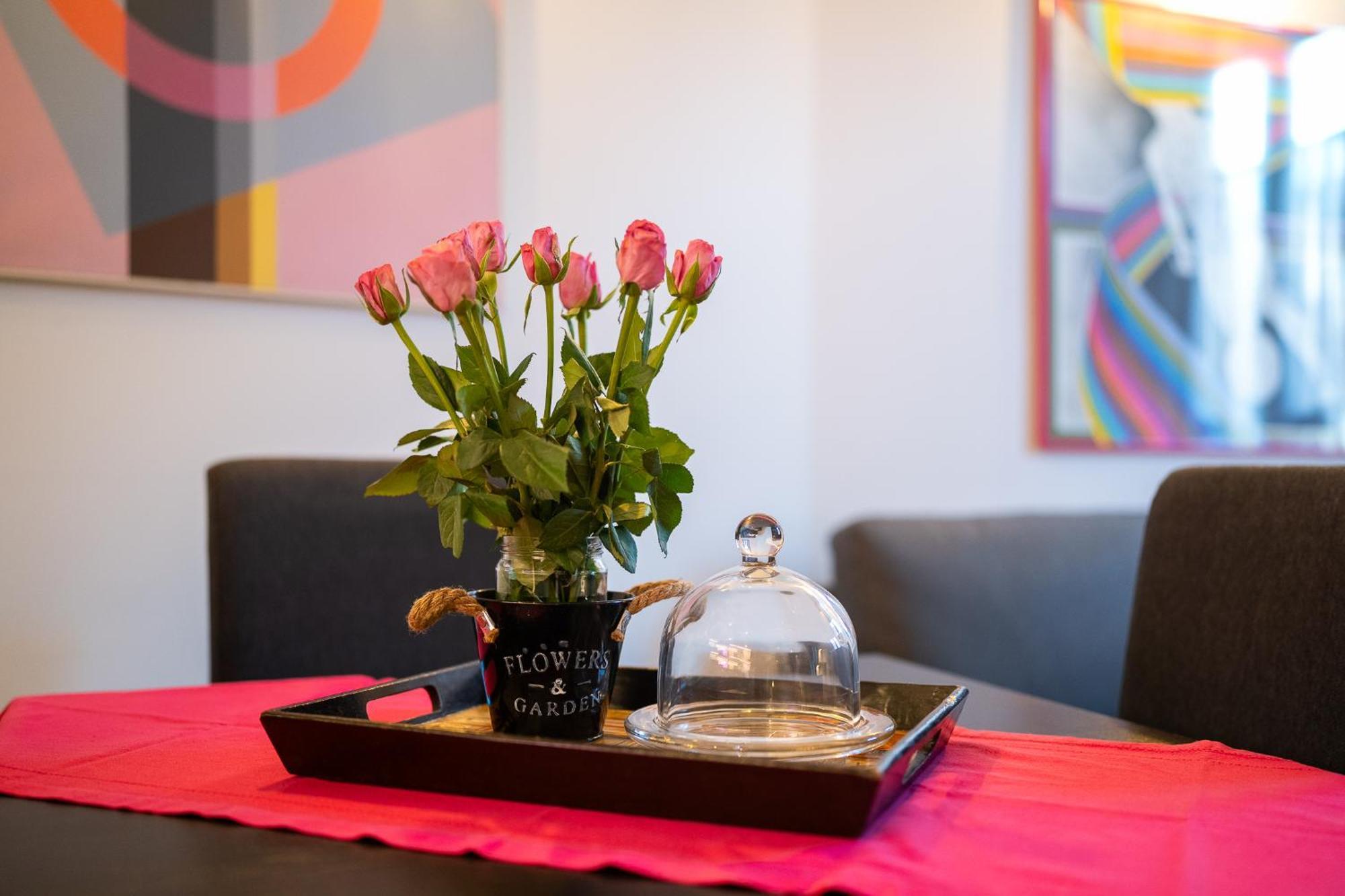 Nuovi Bilocali Station - 2 Con Parcheggio In Box E 1 Con Balcone -no Box- N&s Town Homes * Mailand