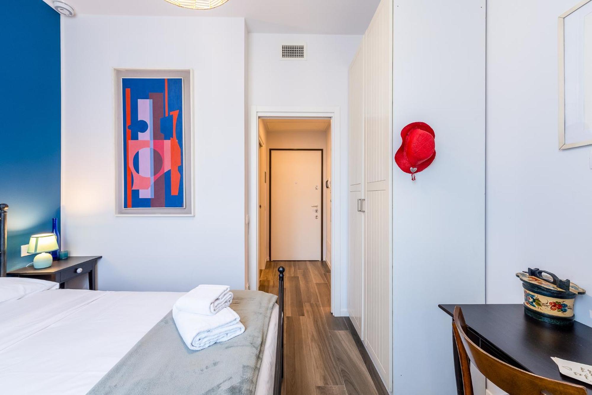 Nuovi Bilocali Station - 2 Con Parcheggio In Box E 1 Con Balcone -no Box- N&s Town Homes Apartment *