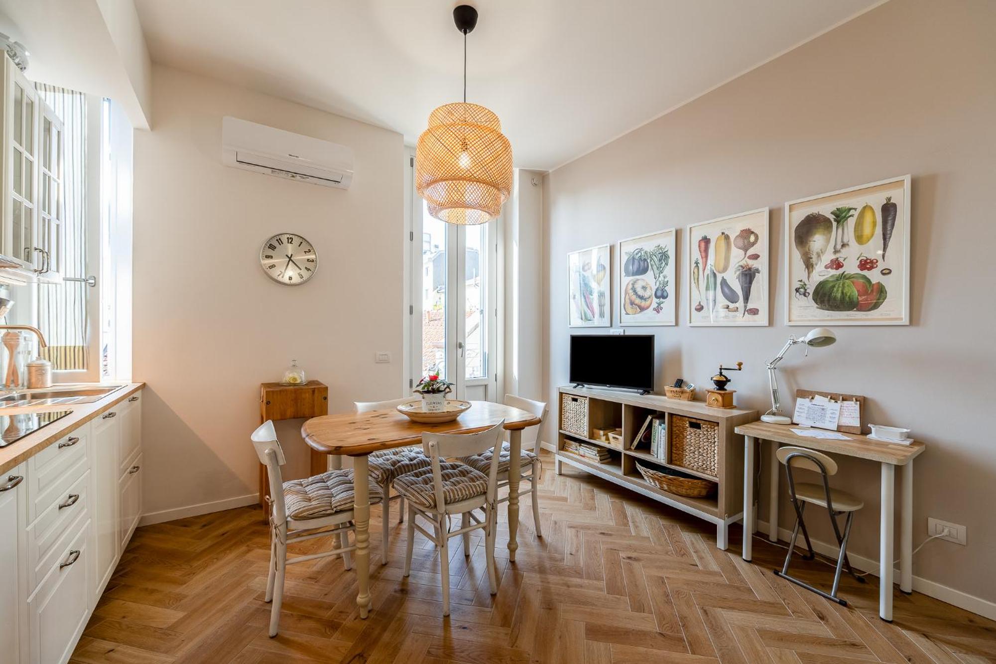 Apartment Nuovi Bilocali Station - 2 Con Parcheggio In Box E 1 Con Balcone -no Box- N&s Town Homes *