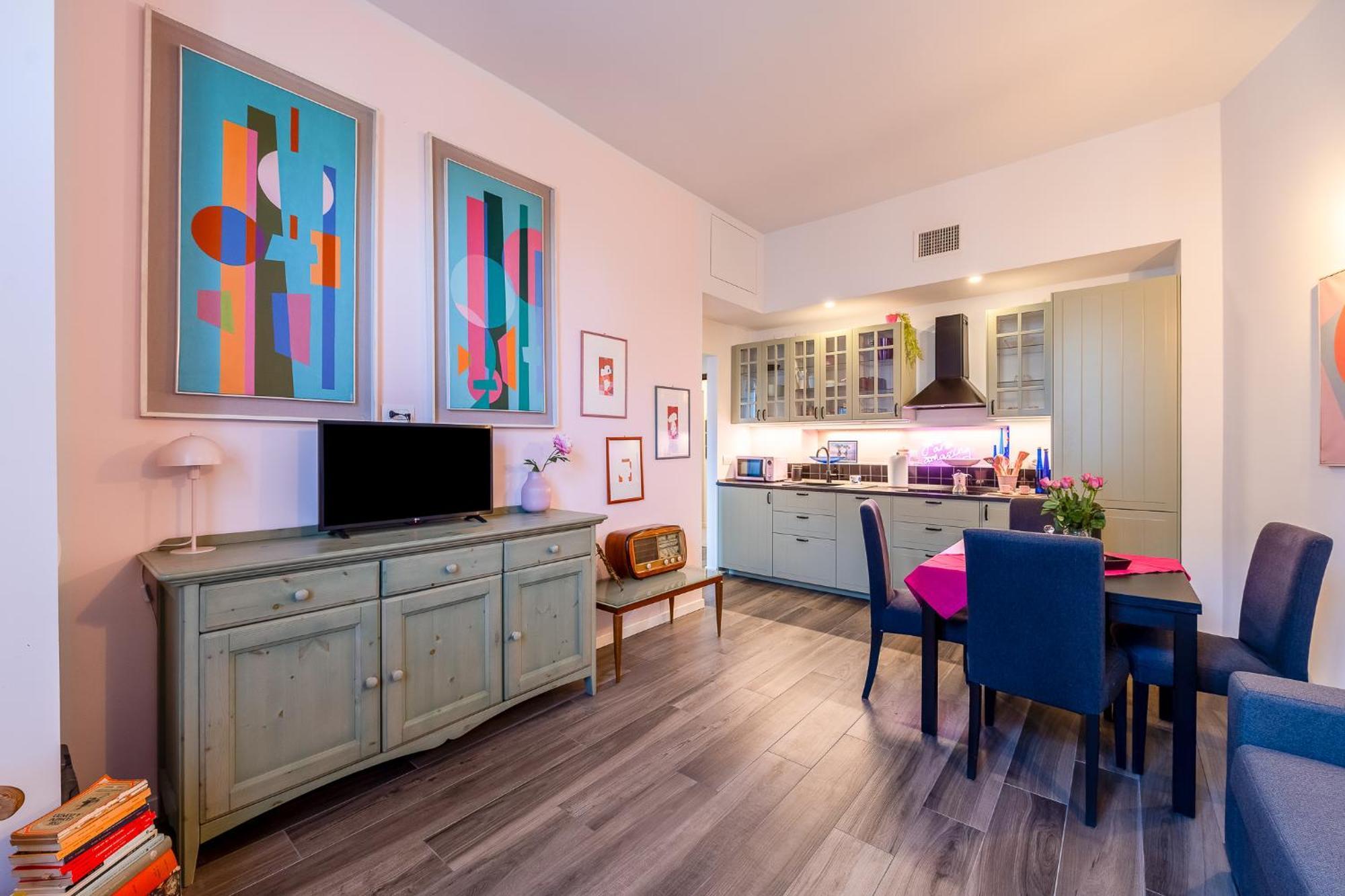 Apartment Nuovi Bilocali Station - 2 Con Parcheggio In Box E 1 Con Balcone -no Box- N&s Town Homes Mailand