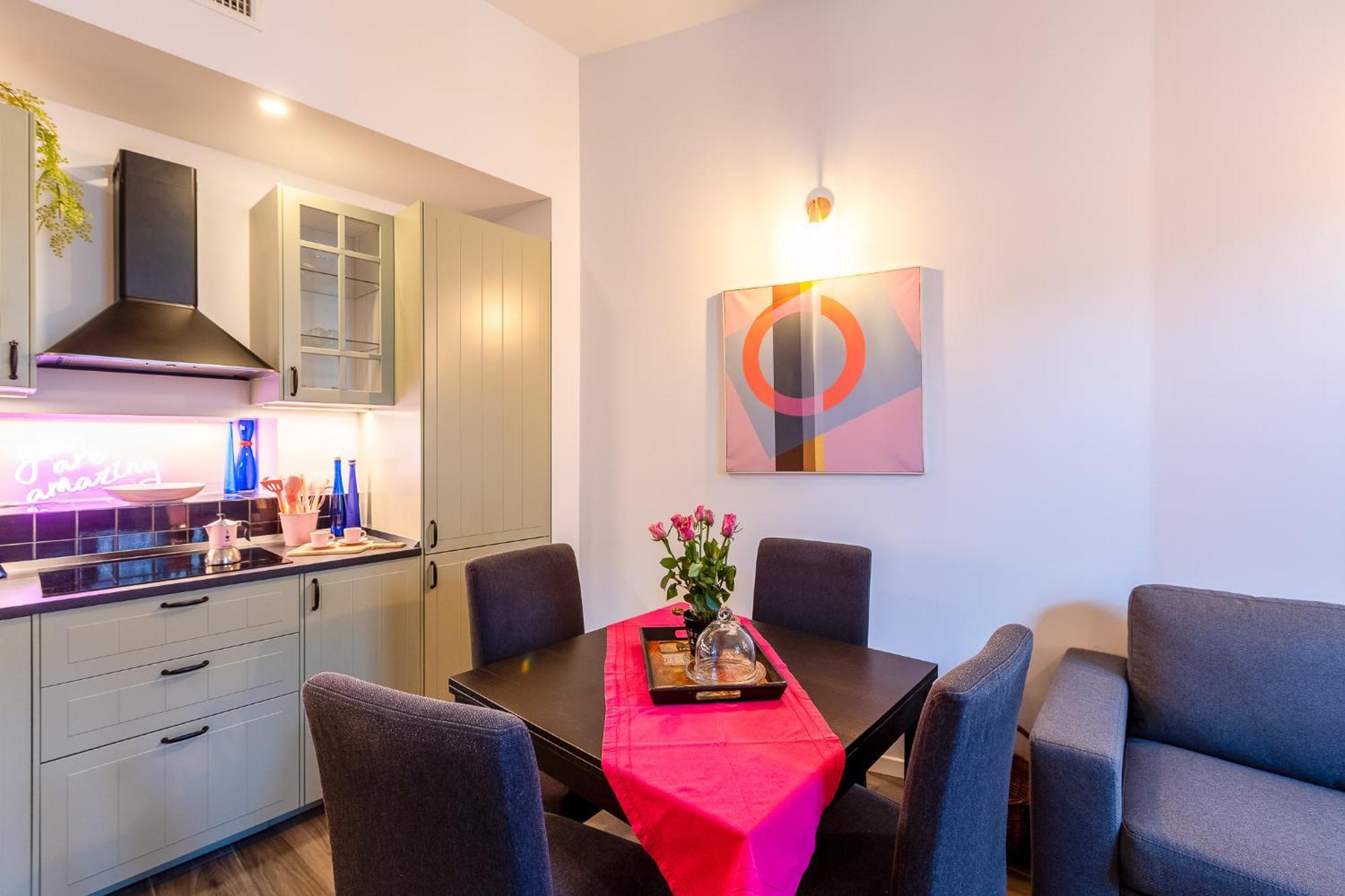 Apartment Nuovi Bilocali Station - 2 Con Parcheggio In Box E 1 Con Balcone -no Box- N&s Town Homes *